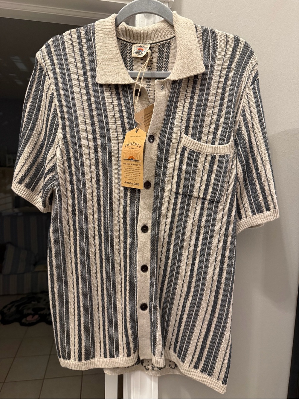 Faherty Short-Sleeve Striped Knit Button-Front Shirt in Beige and Navy